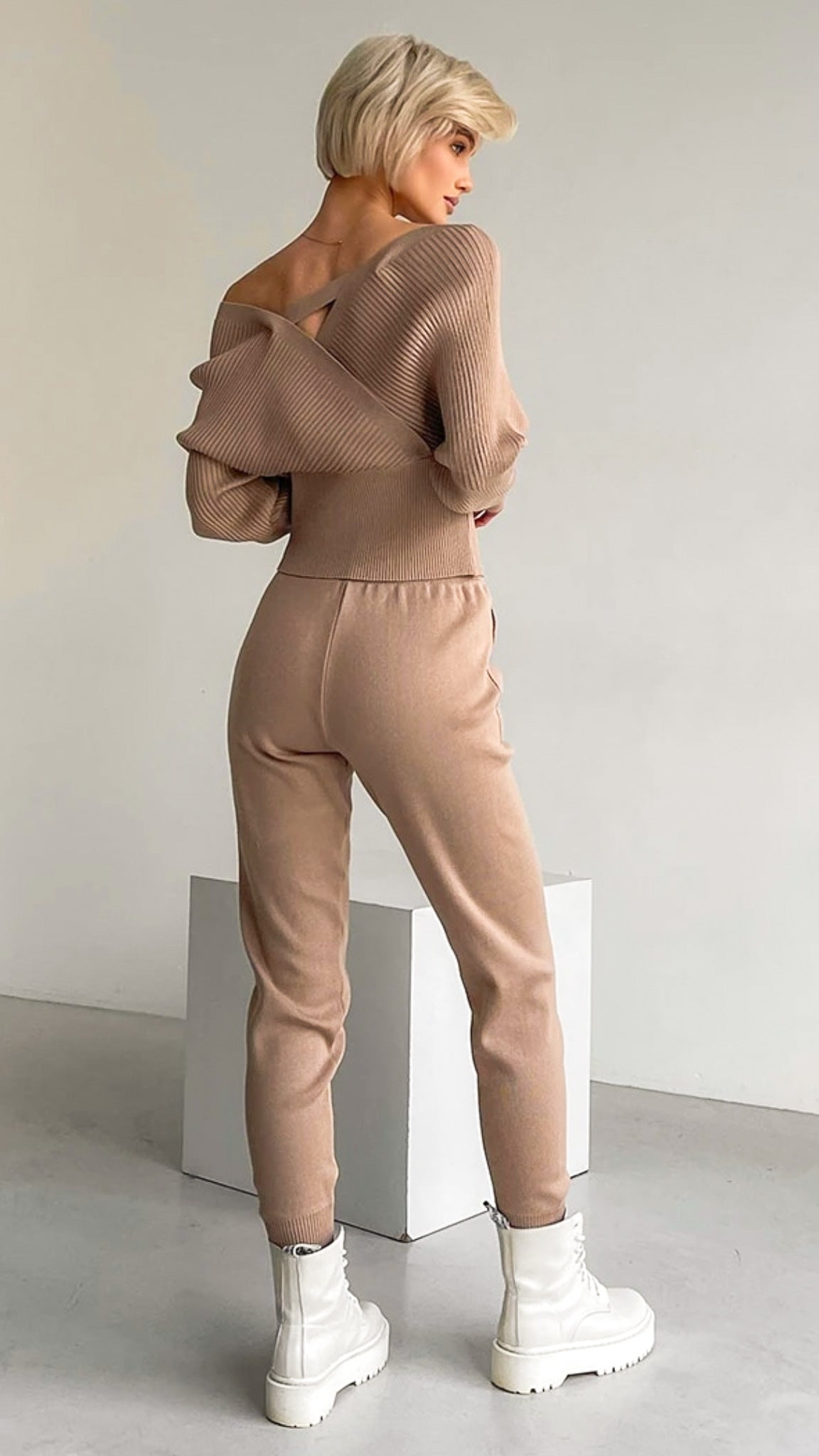Grace Off-Shoulder 2-Piece Set (One Size)