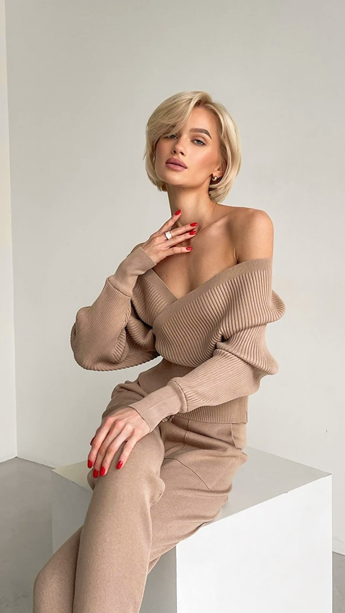 Grace Off-Shoulder 2-Piece Set (One Size)