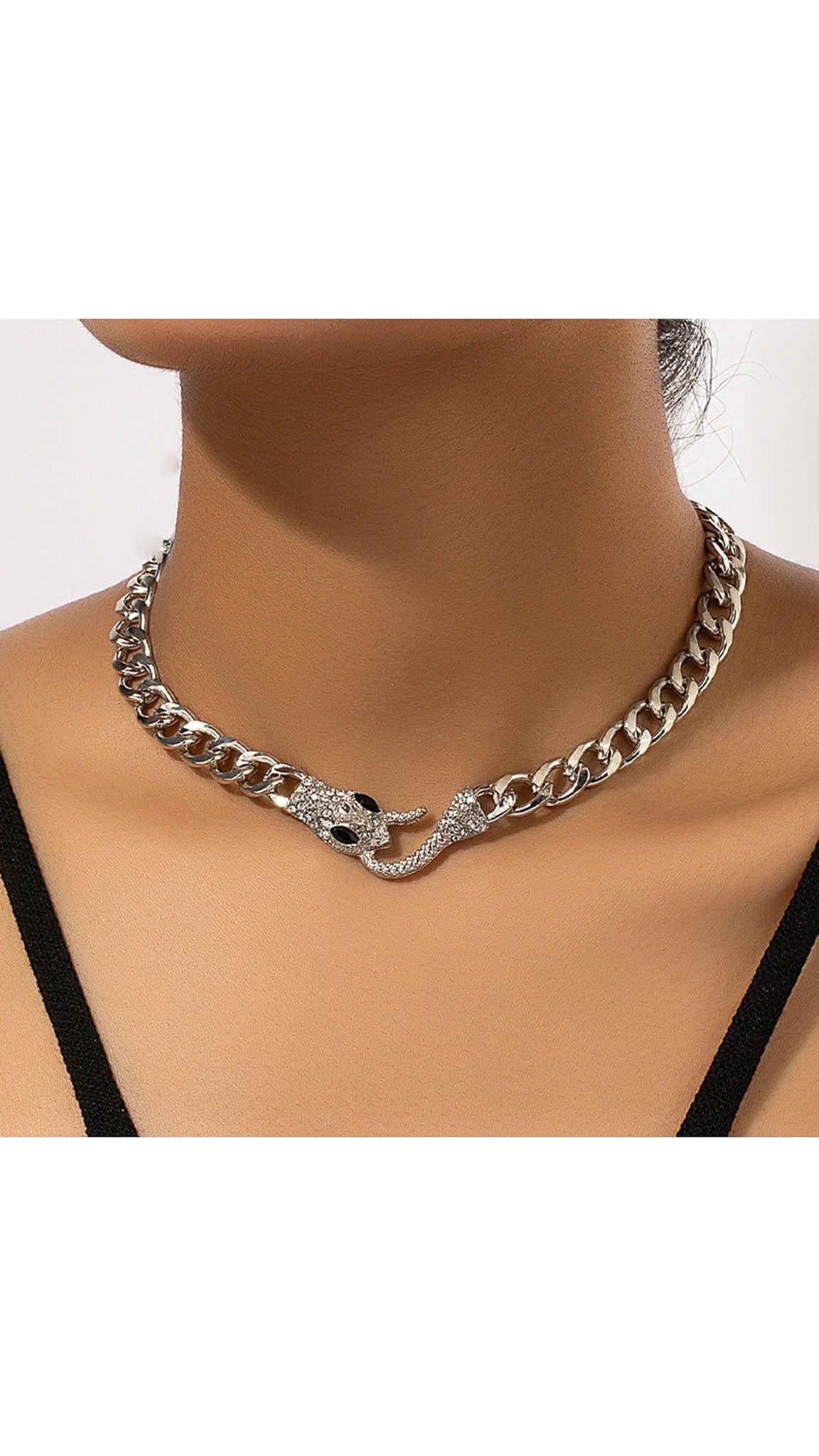 Venus Chain Choker