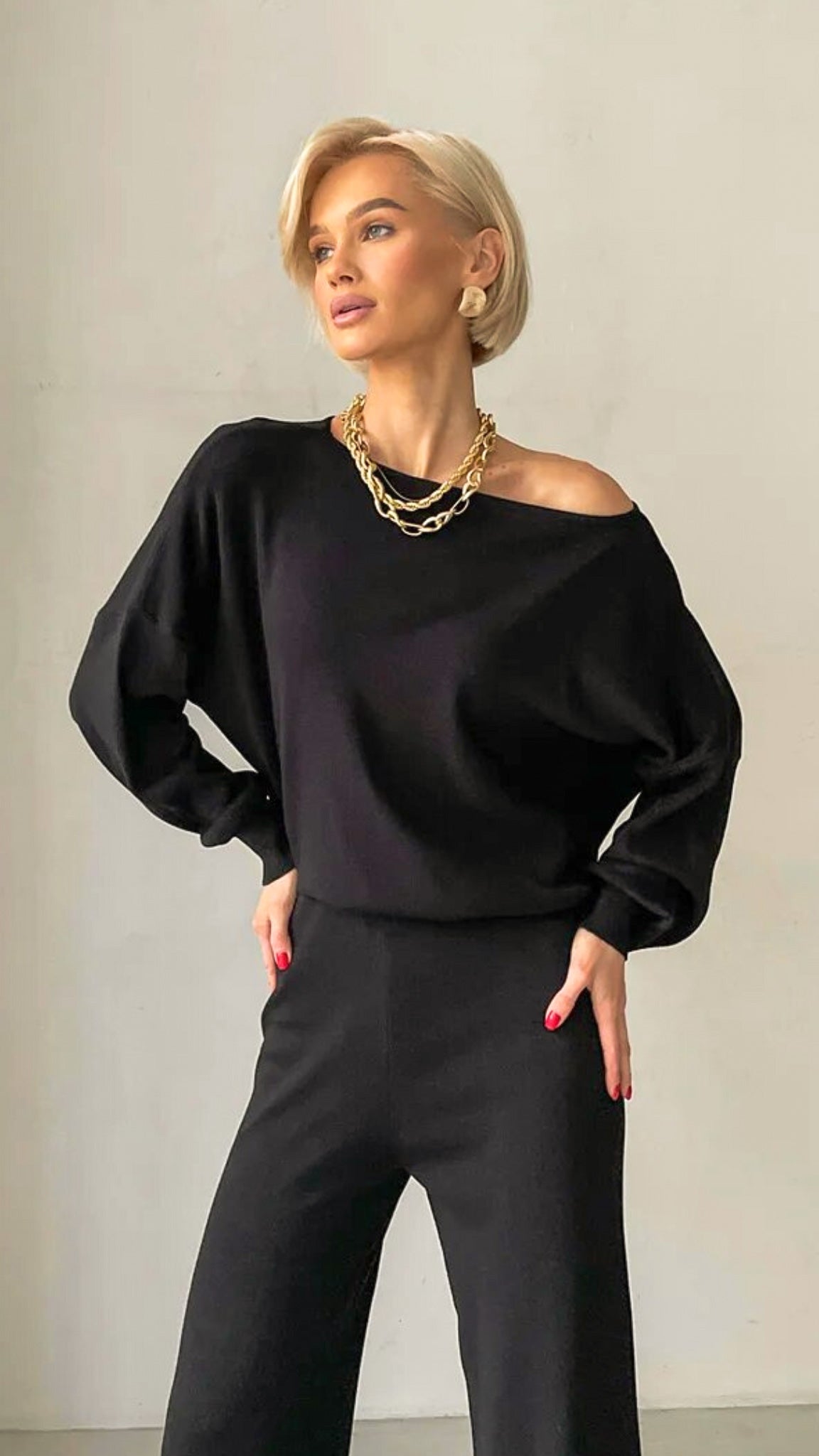 Gloria Off-Shoulder 2-Piece Set (One size)