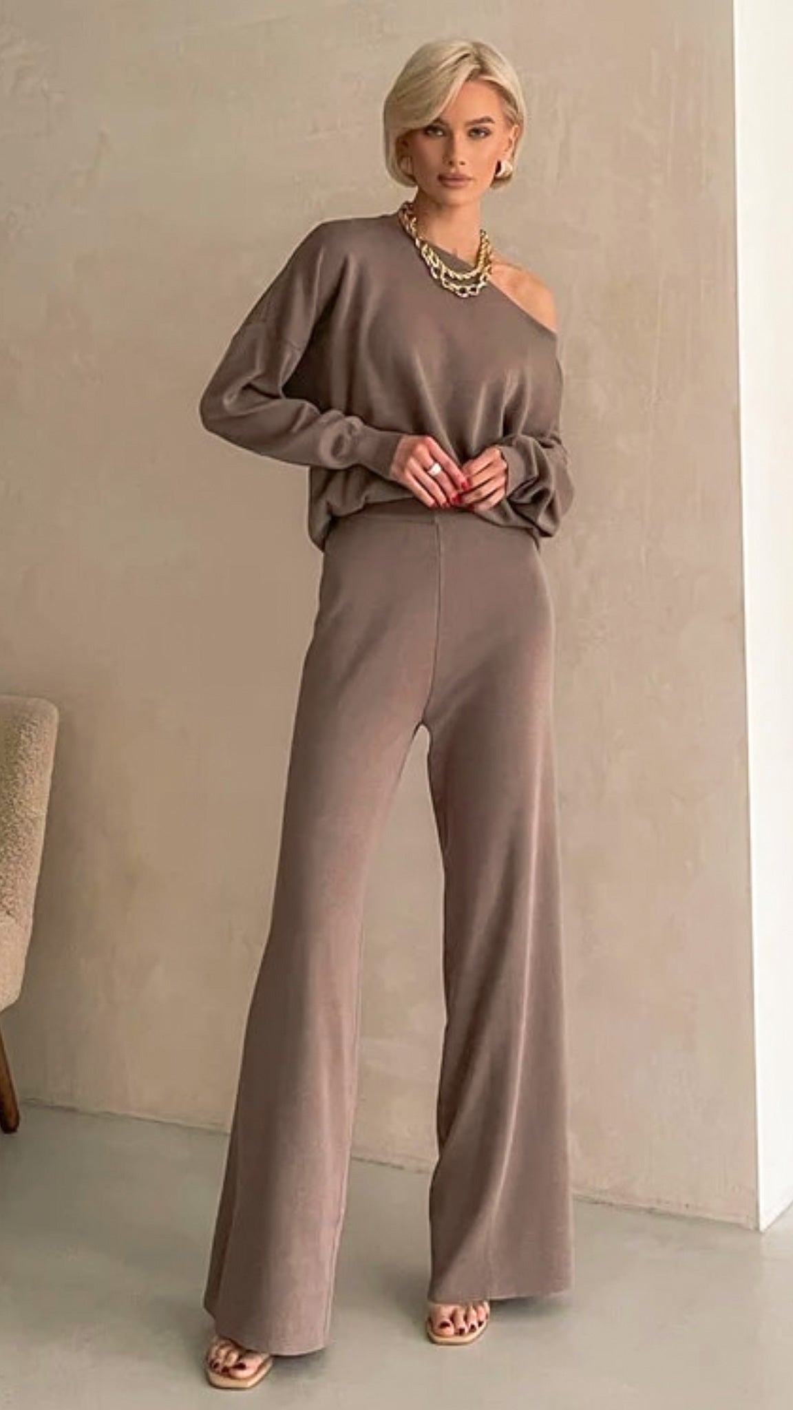 Gloria Off-Shoulder 2-Piece Set (One size)